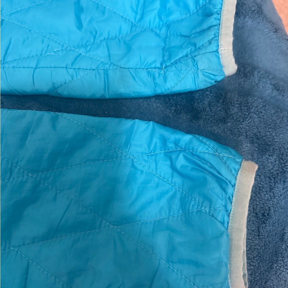 Patagonia Blue Bomber Jacket - Picture 6 of 6